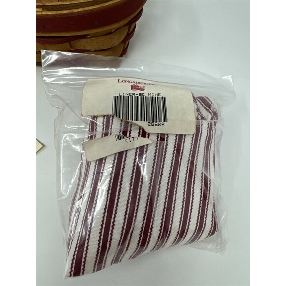 Longaberger 1994 Sweetheart Be Mine Basket, Liner, Protector Combo 18601 - Picture 2 of 12